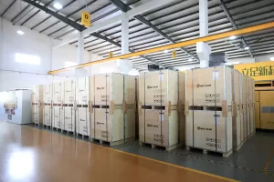Screw air compressor package and shipping in B&D factory